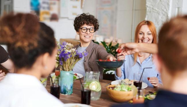 Feestmenu met lokale ingrediënten: kookdemo © Pexels