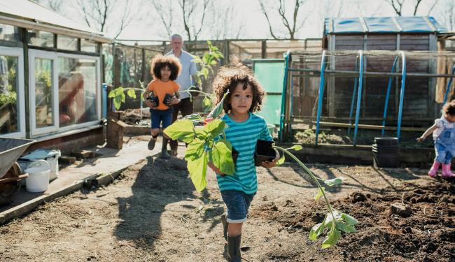 Zelfverdediging voor kinderen - initiatie © SolStock