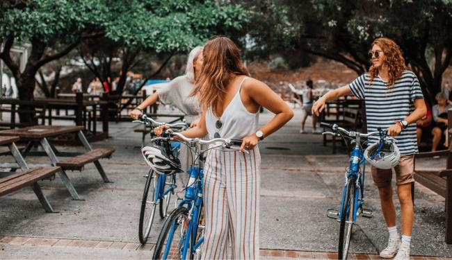 FIETSEN : Naar de saffraan-boerderij © Rachel Claire via Pexels
