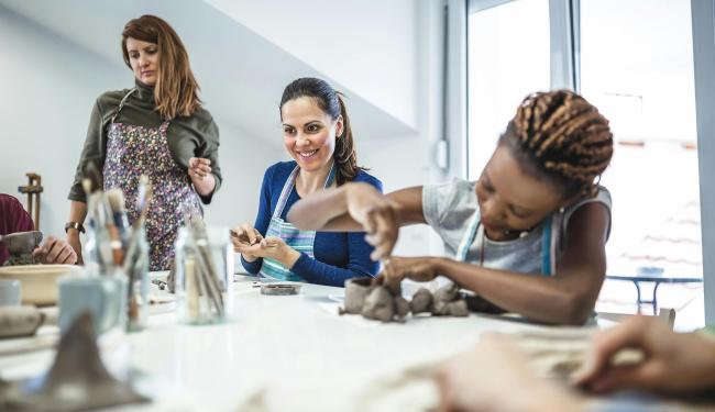 CREATELJEE : KERST : Sneeuwpot maken © NoSystem images