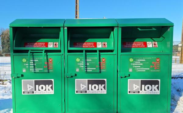 Groene textielcontainers