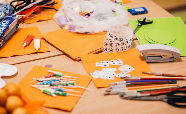 Knutselnamiddag voor kinderen © Gezinsbond VZW